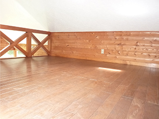 小屋裏部屋(2階)